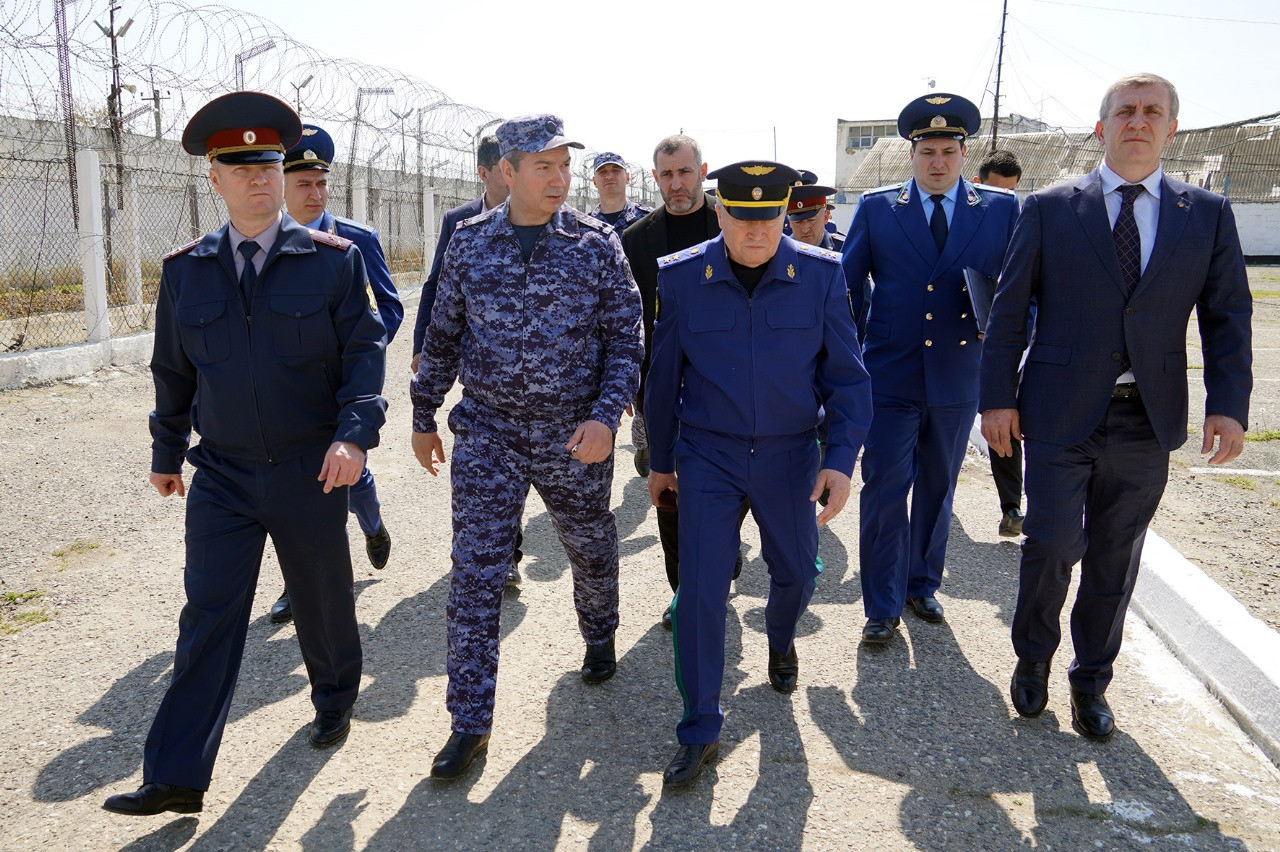 Омбудсмен посетил исправительную колонию с проверкой
